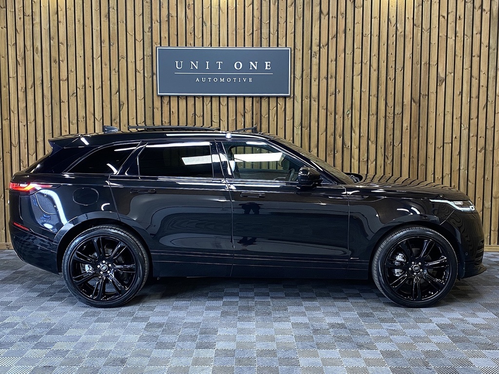 Land Rover Range Rover Velar D300 R-dynamic Hse KM19FNU Black #2