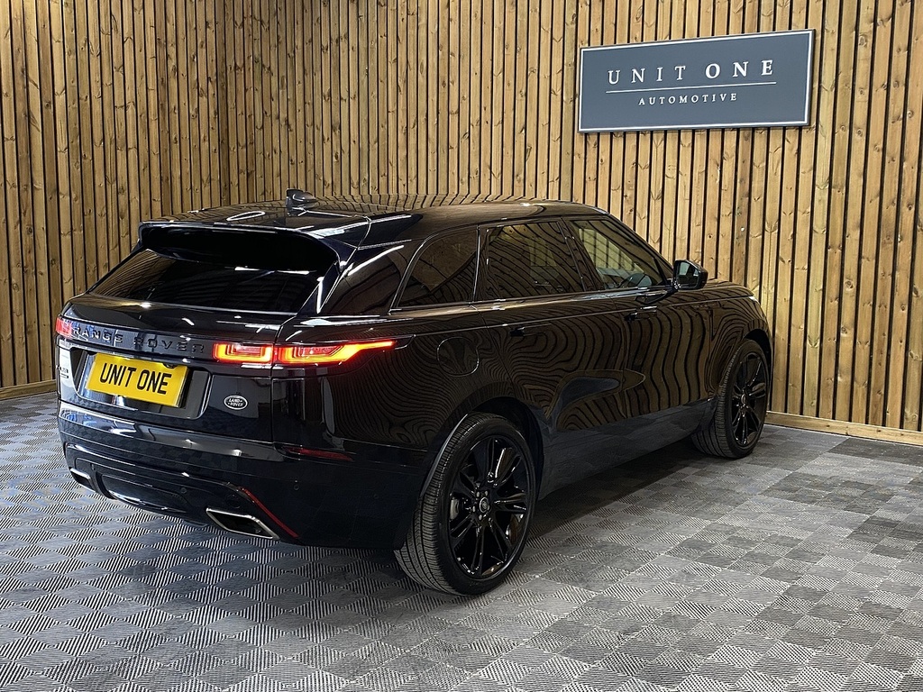 Land Rover Range Rover Velar D300 R-dynamic Hse KM19FNU Black #3