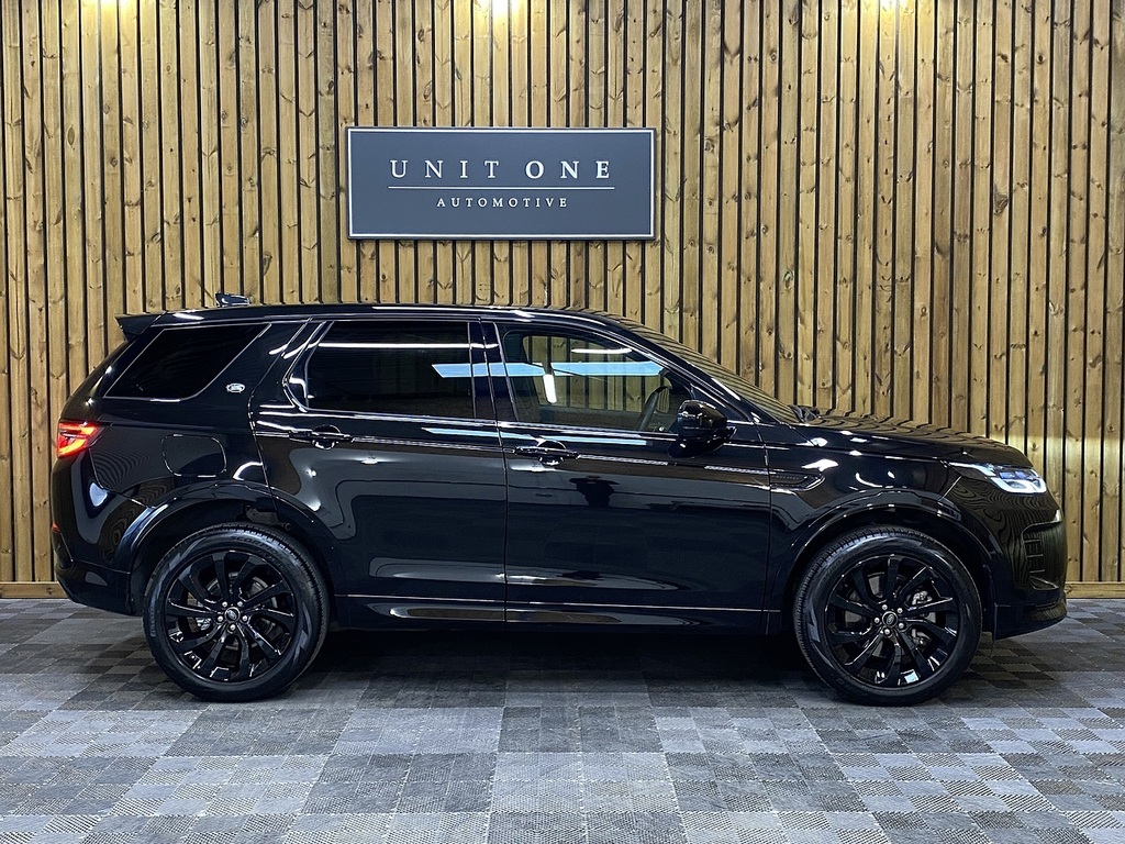 Land Rover Discovery Sport D200 Mhev Dynamic Se SD73FLB Black #2