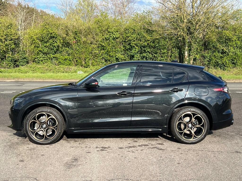 Alfa Romeo Stelvio 2.0T Intensa Q4 Awd Euro 6 Ss Black #4