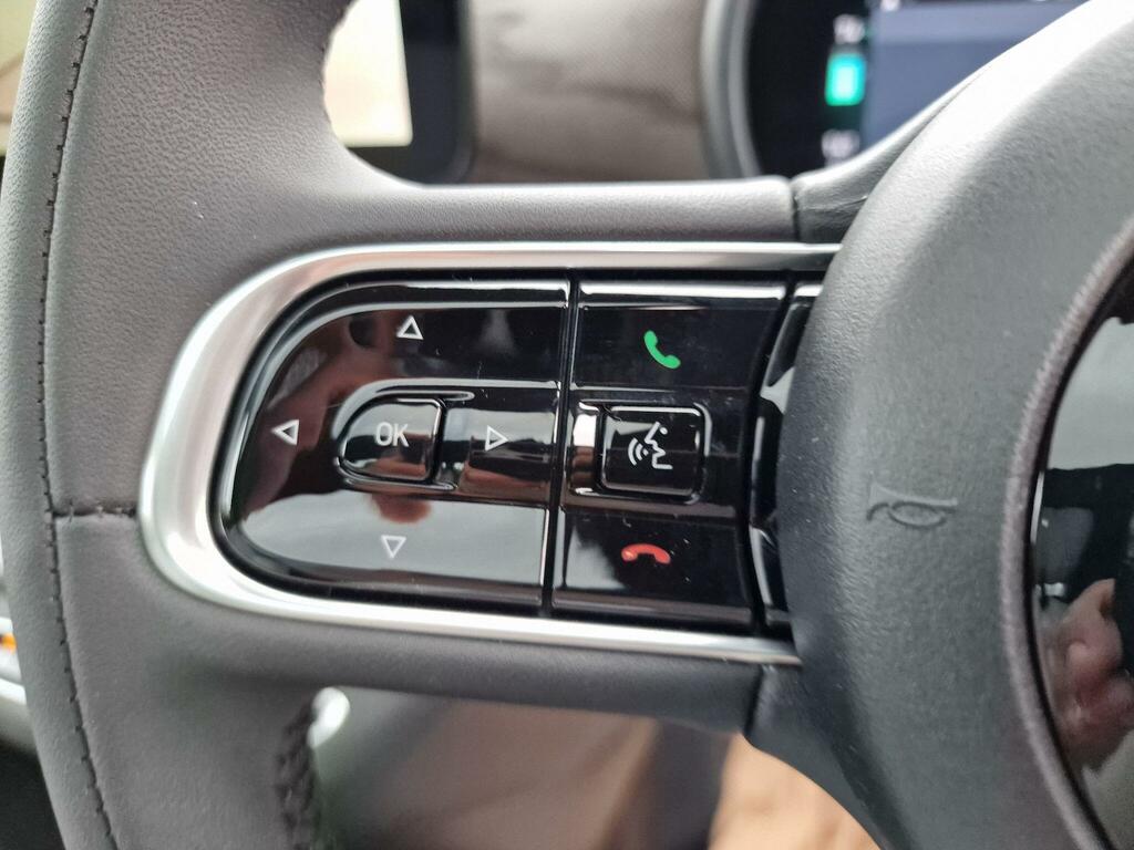 Fiat 500E 42Kwh Red Hatchback 118 Ps #42