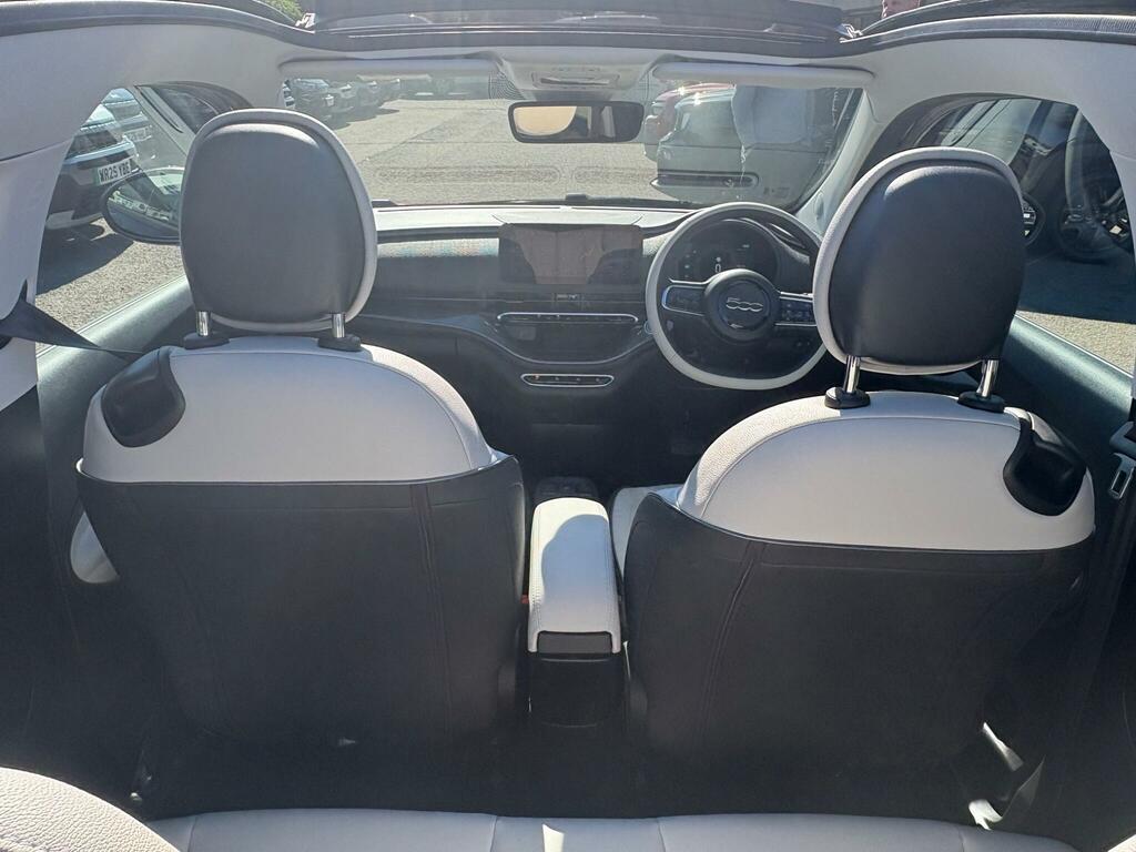Fiat 500E C 87Kw Icon 42Kwh White #16