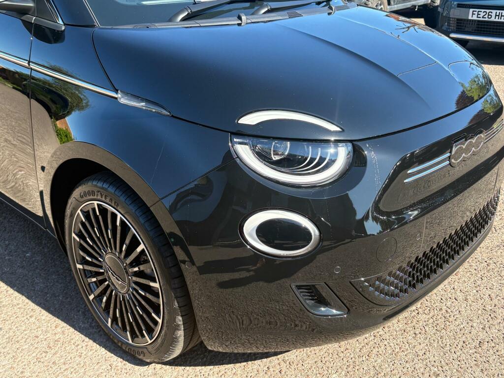 Fiat 500E C 87Kw Icon 42Kwh White #36