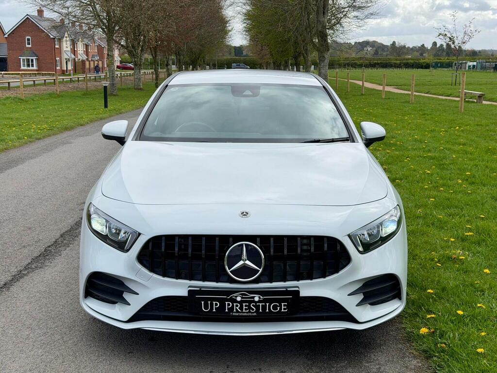 Mercedes-Benz A Class 1.3 A180 Amg Line 7G-dct Euro 6 Ss OV21LHZ White #4