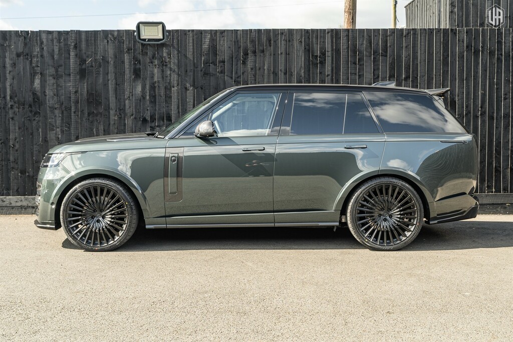 Land Rover Range Rover 4.4 P530 V8 Suv 4Wd Green #3