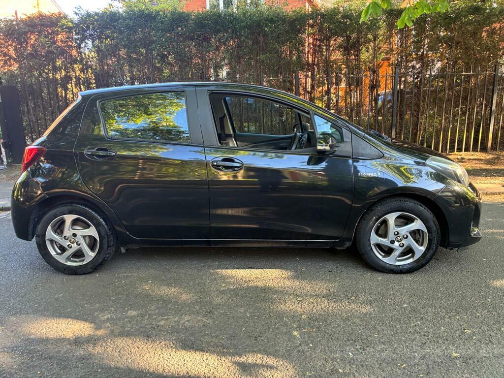 Toyota Yaris 1.5 Vvt-h Excel E-cvt Euro 6 LP64HOH Black #5