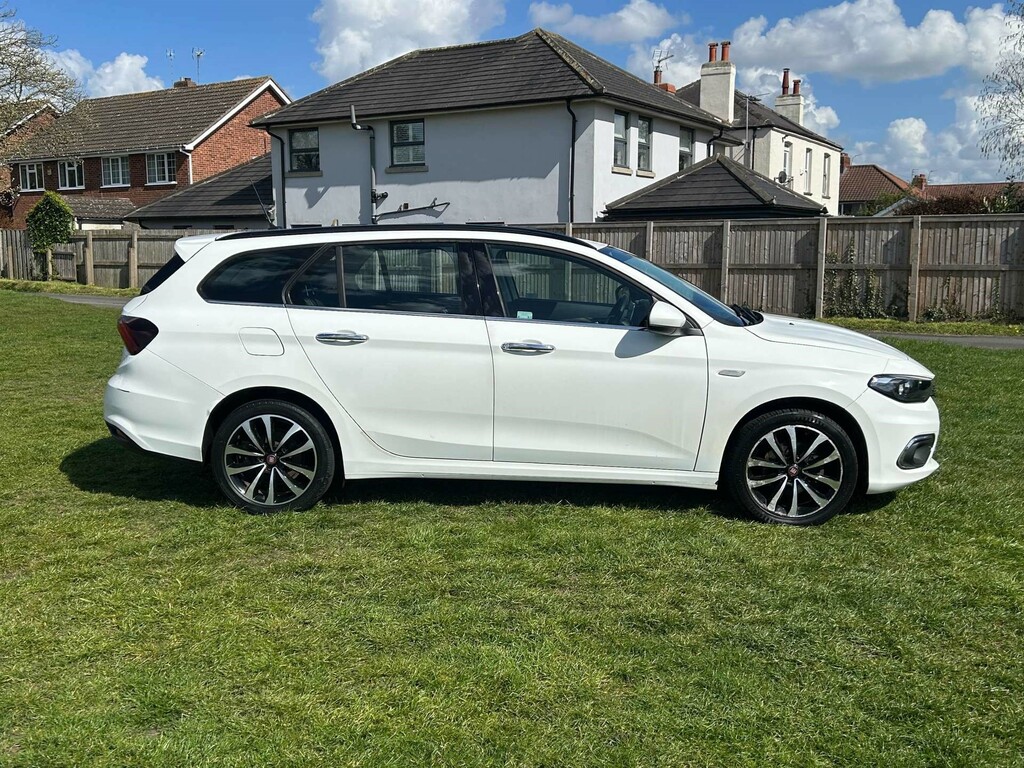 Fiat Tipo Lounge Multijet White #4