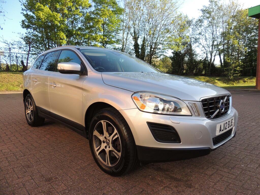 Volvo XC60 2.4 D5 Se Lux Geartronic Awd Euro 5 Silver #6