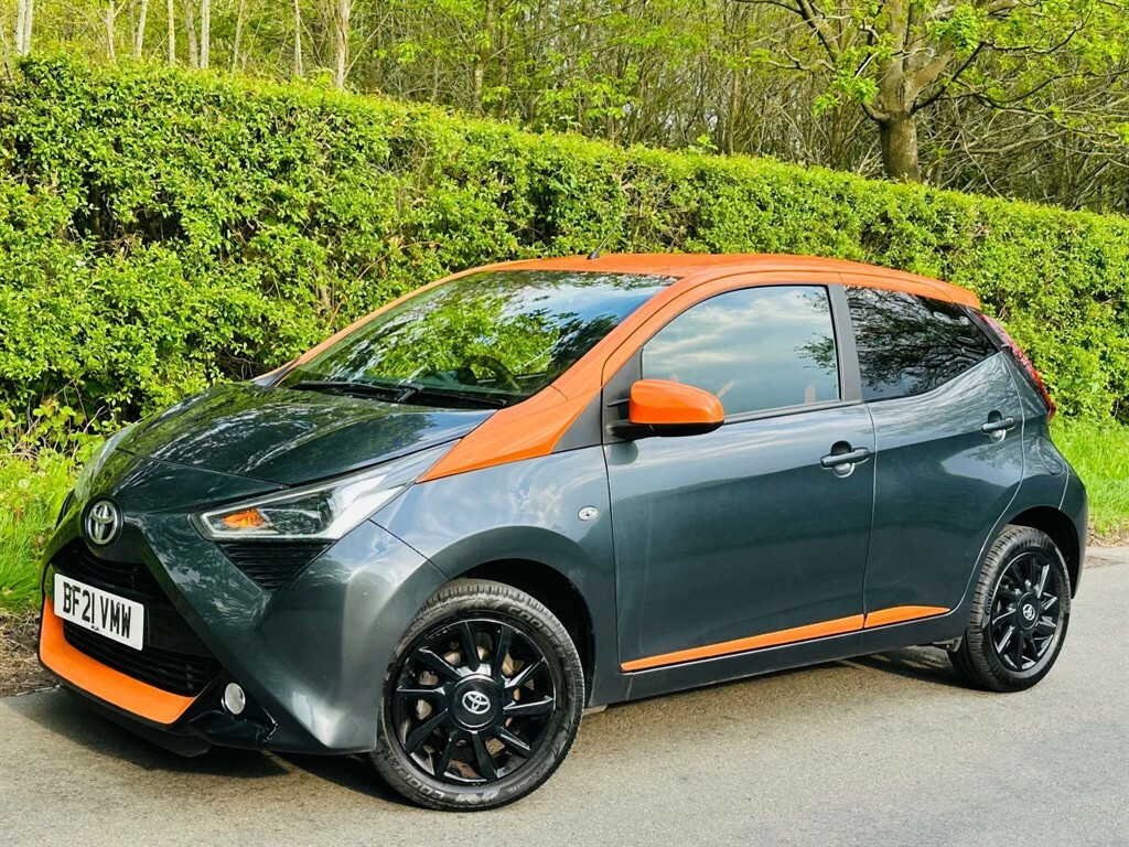 Toyota Aygo 1.0 L Jbl Edition Tss Vvt-i Grey