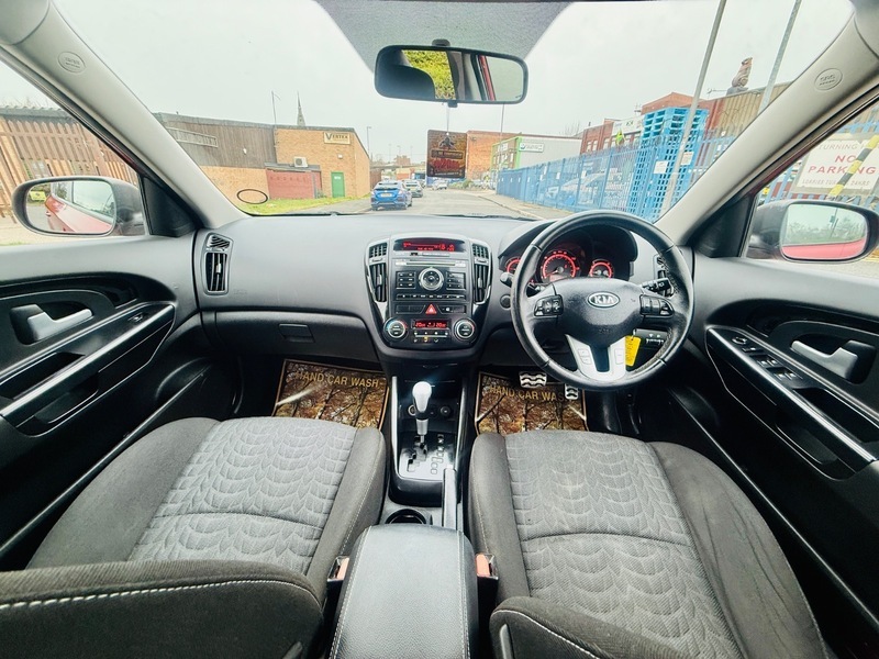 Kia Ceed Crdi 3 Sw Red #3