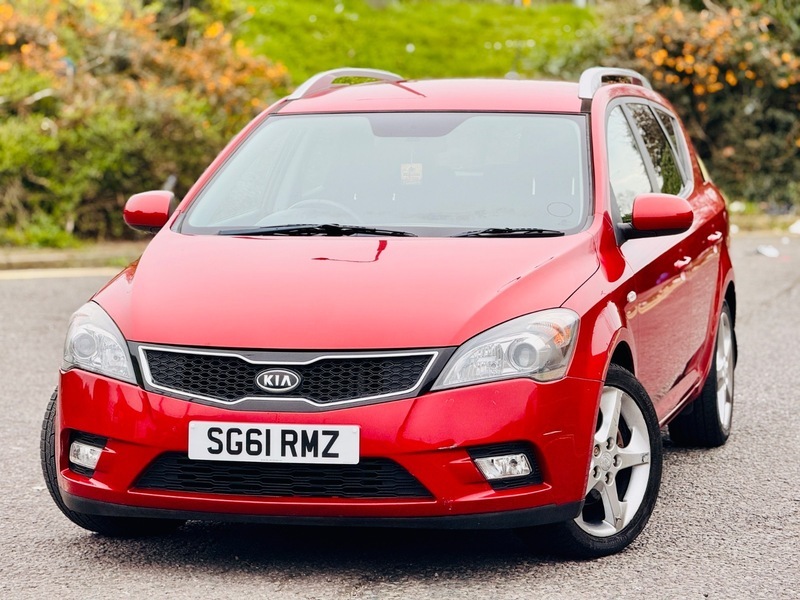 Kia Ceed Crdi 3 Sw Red #2