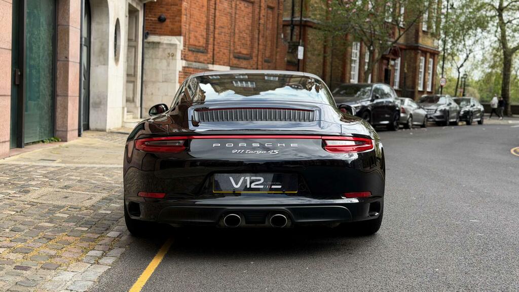 Porsche 911 991 4S Black #4