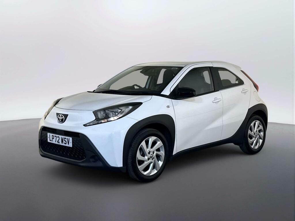 Toyota Aygo X 1.0 Vvt-i Pure Hatchback X-shift Euro 6 LP72WSV White #4