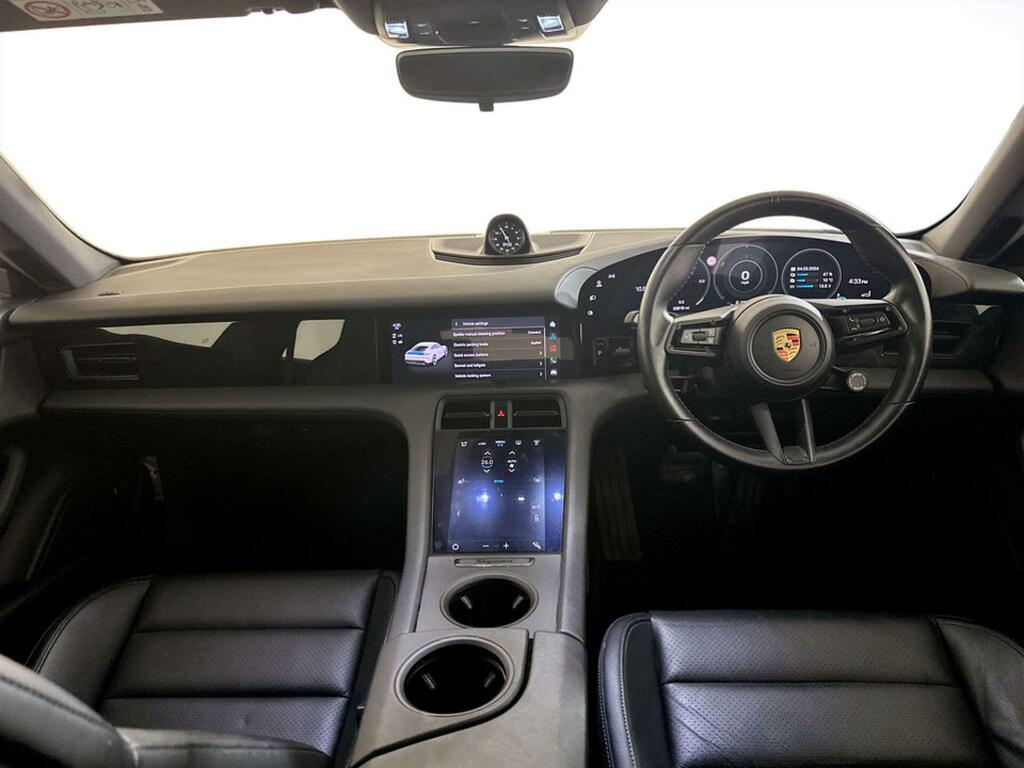 Porsche Taycan Performance Plus 93.4Kwh 4S 4Wd 11Kw Cha LF71DXS Silver #2