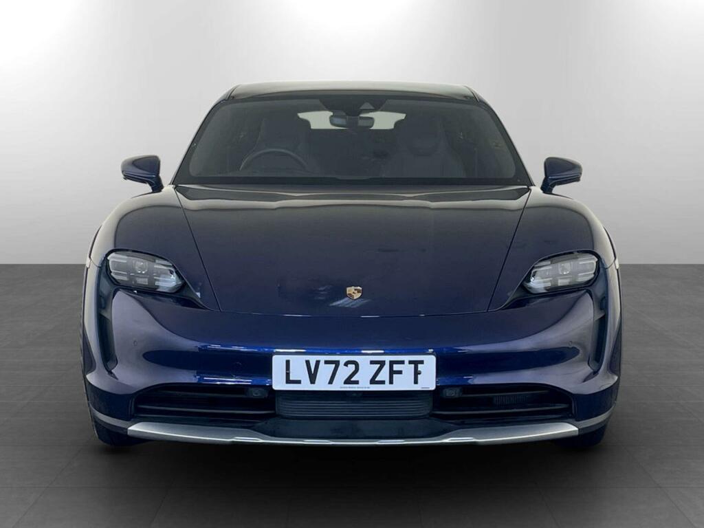Porsche Taycan Performance Plus 93.4Kwh 4S Cross Turismo Elec Blue