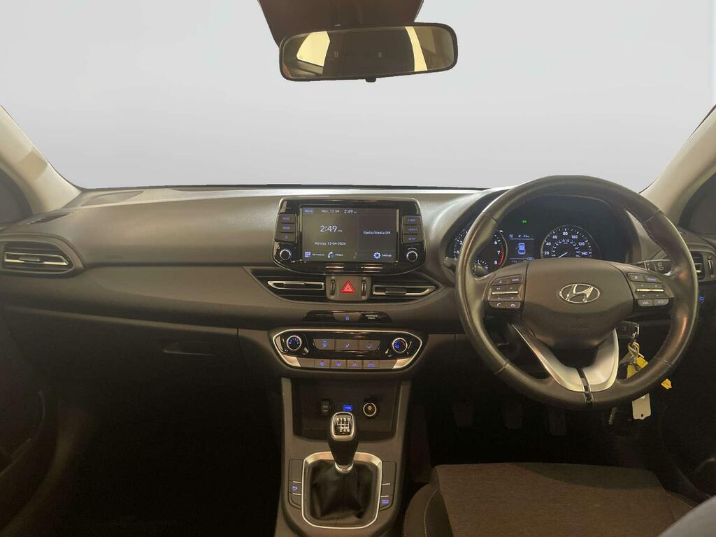 Hyundai I30 1.0 T-gdi Mhev Se Connect Tourer Hybrid Red #2