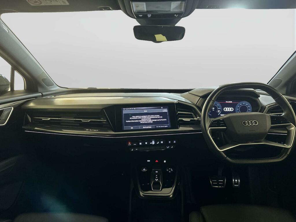 Audi Q4 E Tron 40 Edition 1 Suv 82Kwh 204 Ps PX22OKE Black #2