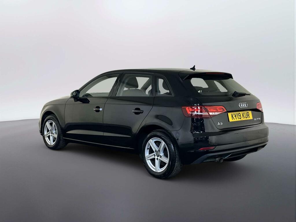 Audi A3 1.0 Tfsi 30 Se Technik Sportback KY19KUR Black #6