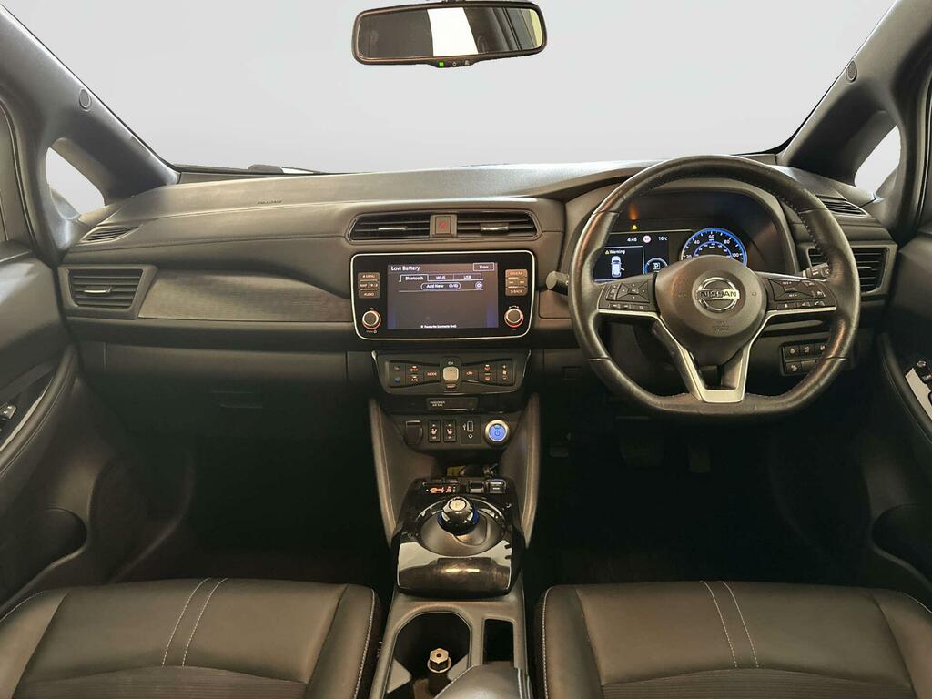 Nissan Leaf 40Kwh N-connecta Hatchback 150 NL70KSJ White #2