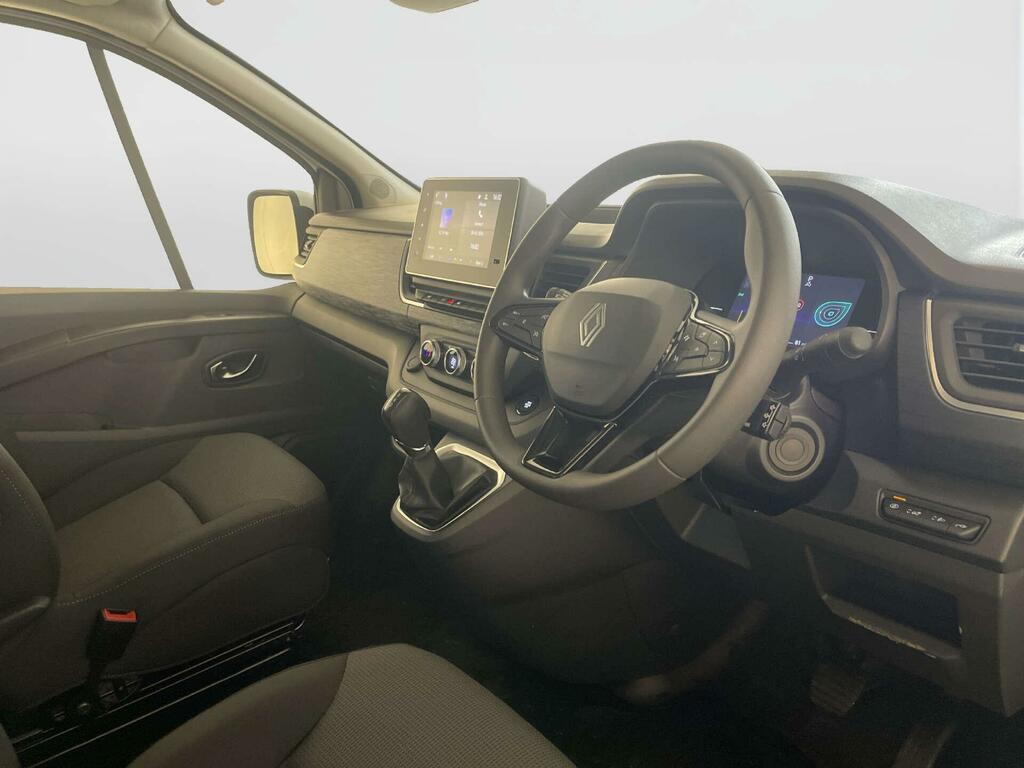 Renault Trafic Sl30 52Kwh Advance L1 H1 DV75OMU White #2