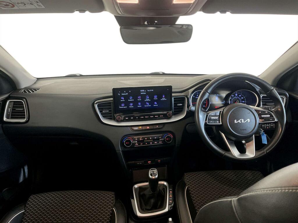 Kia Ceed 1.5 T-gdi 3 Sportswagon Euro 6 Ss YB72KVC Silver #2