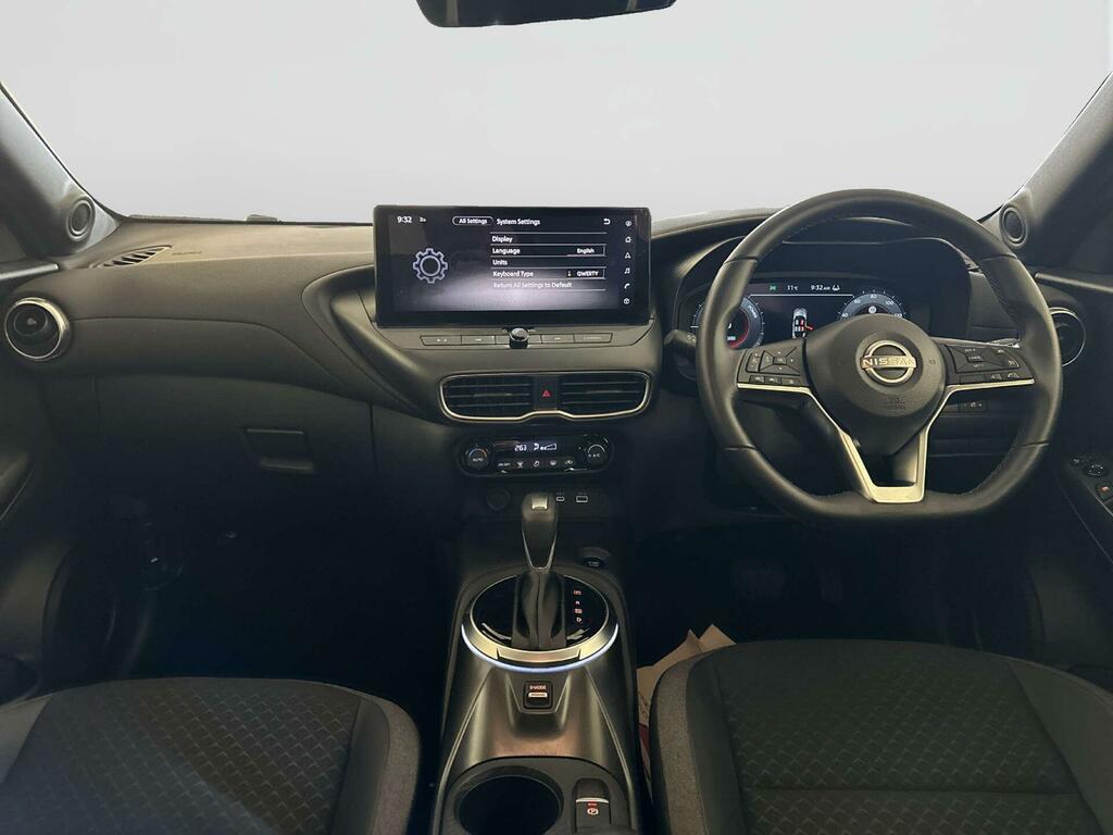 Nissan Juke 1.6 N-connecta Suv Hybrid Euro 6 BJ74GUO Black #2