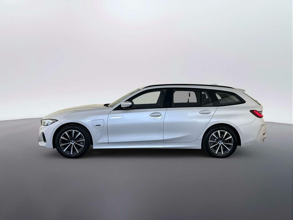 BMW 3 Series 2.0 330E 12Kwh Sport Touring Plug-in Hy VK23TZX White #5