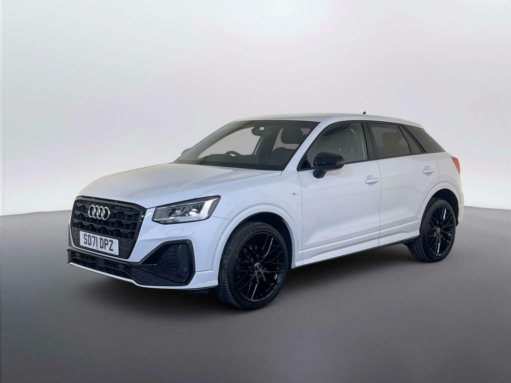 Audi Q2 1.5 Tfsi Cod 35 Black Edition Suv S Tro SD71DPZ White #4