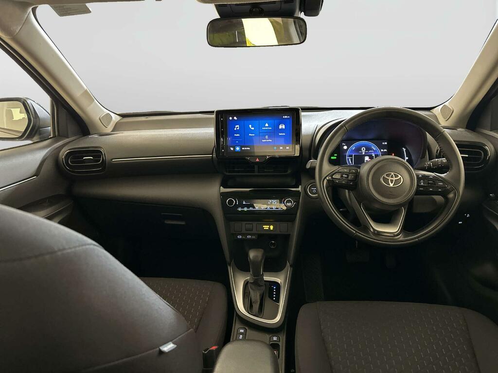 Toyota Yaris Cross 1.5 Vvt-h Icon Suv Hybrid E-cvt Euro 6 LN75PVA Black #2
