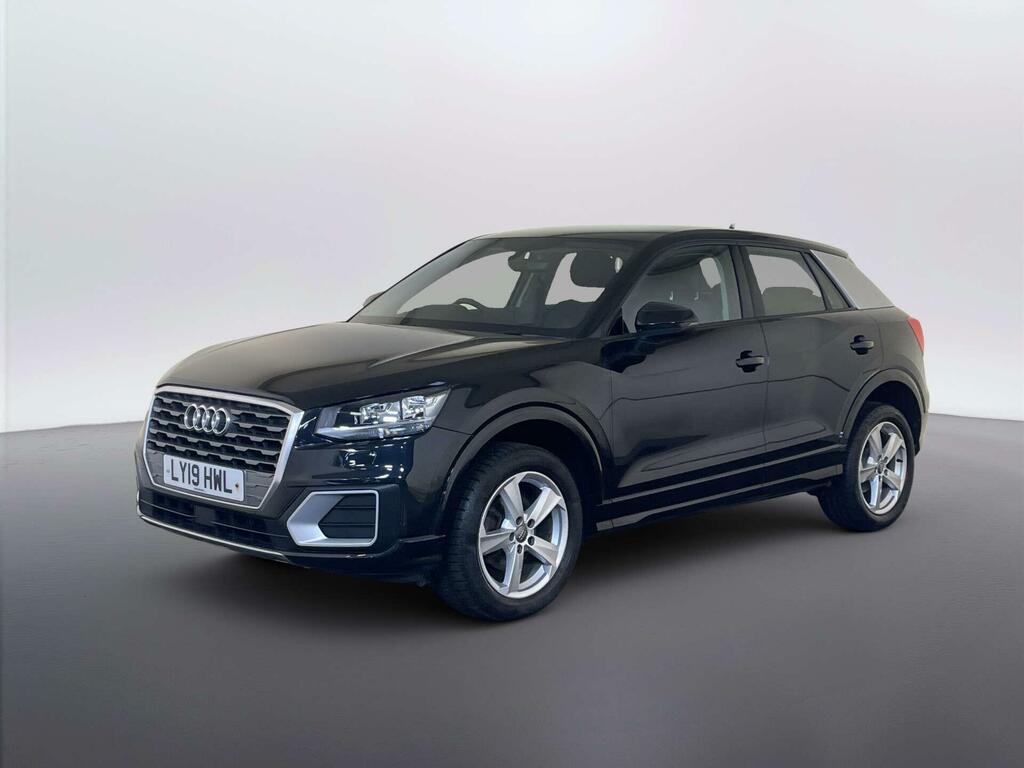 Audi Q2 1.5 Tfsi Cod 35 Sport Suv S Tronic Euro LY19HWL Black #4