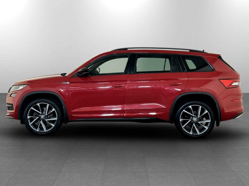 Skoda Kodiaq 2.0 Tdi Sportline Dsg 4Wd Euro 6 Ss 7 Seat HY68VDC Red #5