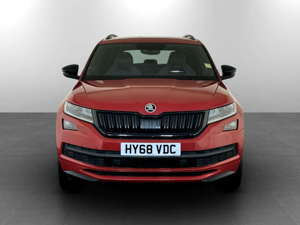 Skoda Kodiaq 2.0 Tdi Sportline Dsg 4Wd Euro 6 Ss 7 Seat HY68VDC Red #3