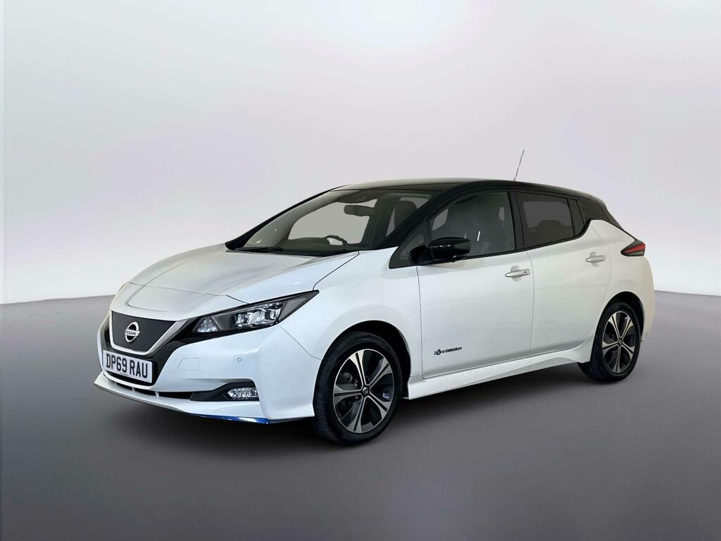 Nissan Leaf 62Kwh E Tekna Hatchback 217 Ps DP69RAU White #4