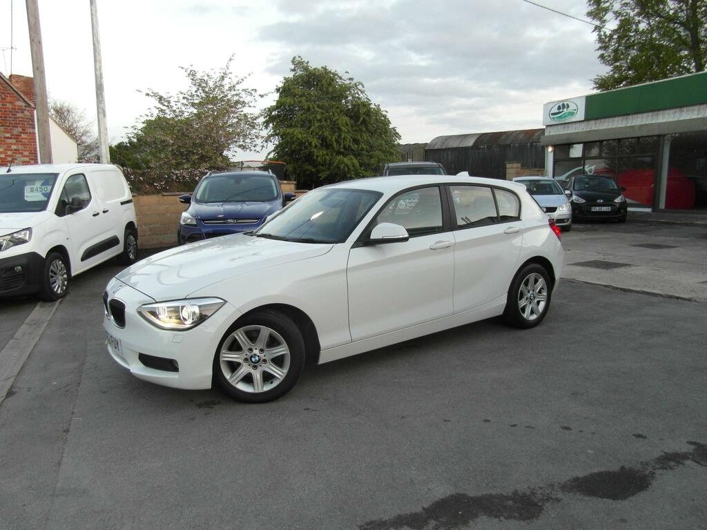 BMW 1 Series Sport Auto RA62FUY White #4
