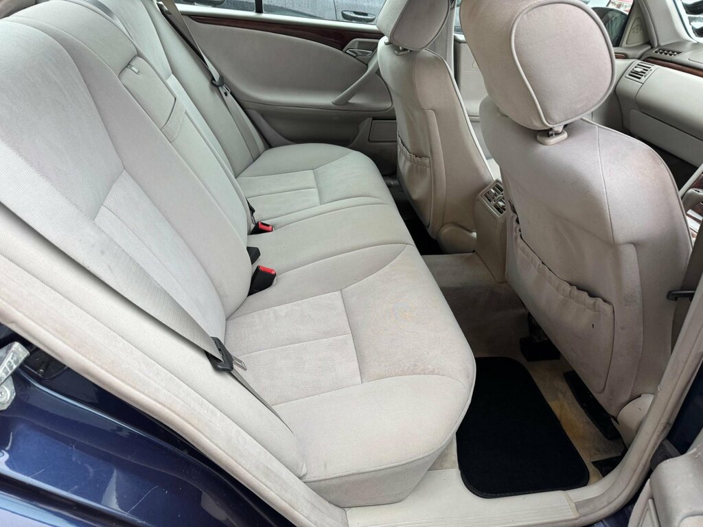 Mercedes-Benz E Class 2.6 E240 Avantgarde 170 Bhp Green #9