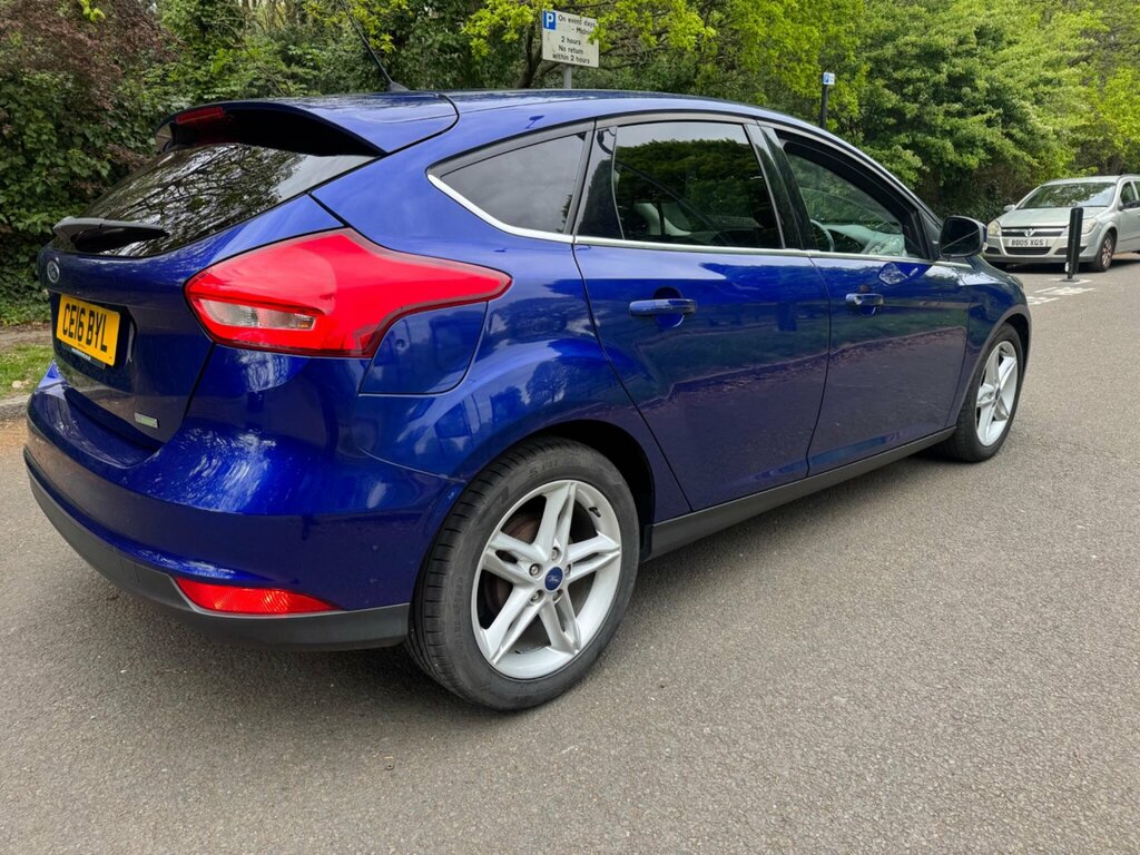 Ford Focus 1.0T Ecoboost Zetec Euro 6 Ss CE16BYL Blue #5