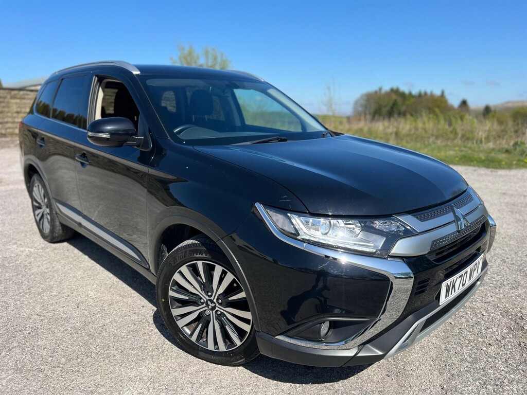 Mitsubishi Outlander 2.0 Mivec Design Cvt 4Wd Euro 6 Ss 