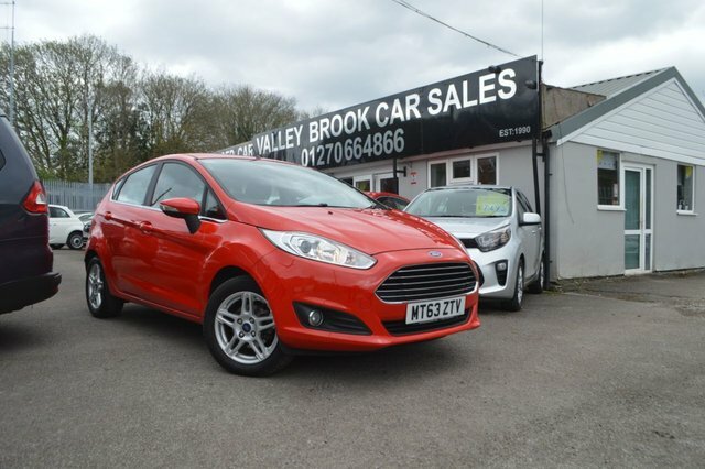 Ford Fiesta 1.25 Zetec Hatchback Euro 5 82 Red #2