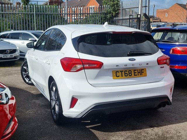 Ford Focus 1.5 Ecoblue St-line Hatchback Eu CT68EHF White #5