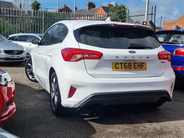 Ford Focus 1.5 Ecoblue St-line Hatchback Eu CT68EHF White #6