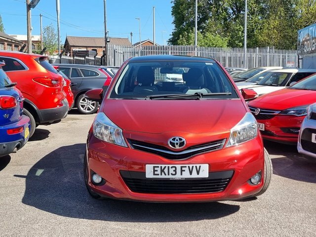 Toyota Yaris 1.33 Dual Vvt-i T Spirit Hatchback Manu EK13FVV Red #2