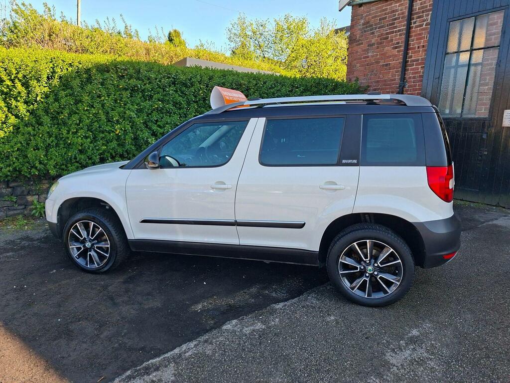 Skoda Yeti Suv 2.0 Tdi Adventure 4Wd Euro 5 201363 KM63EER White #4