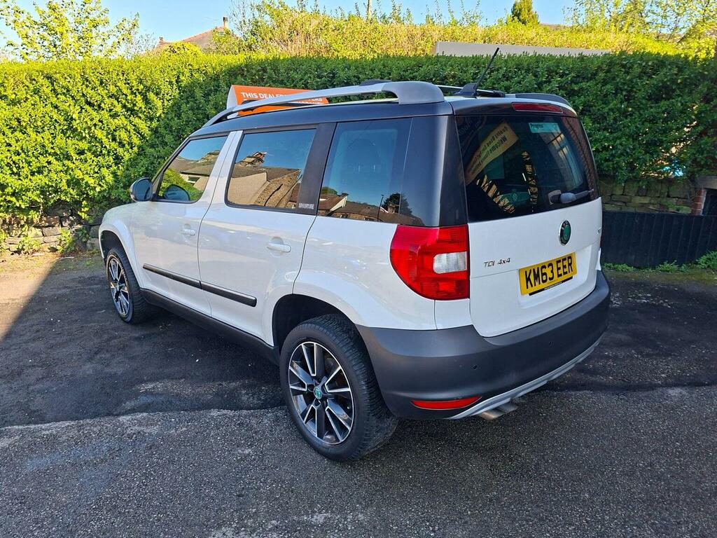 Skoda Yeti Suv 2.0 Tdi Adventure 4Wd Euro 5 201363 KM63EER White #3