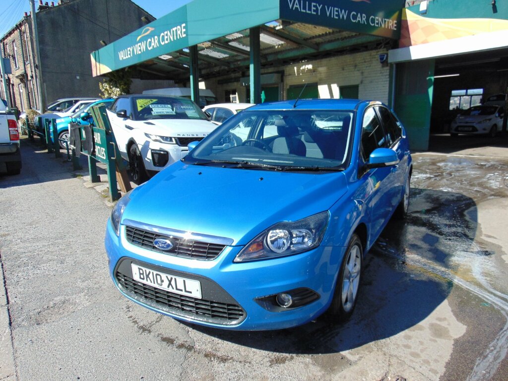 Ford Focus 1.6 Zetec Hatchback 184 Gkm BK10XLL Blue #2