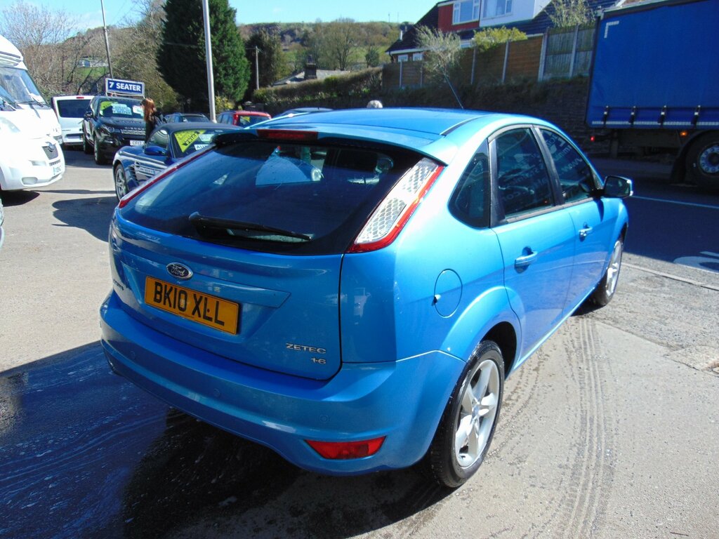 Ford Focus 1.6 Zetec Hatchback 184 Gkm BK10XLL Blue #4
