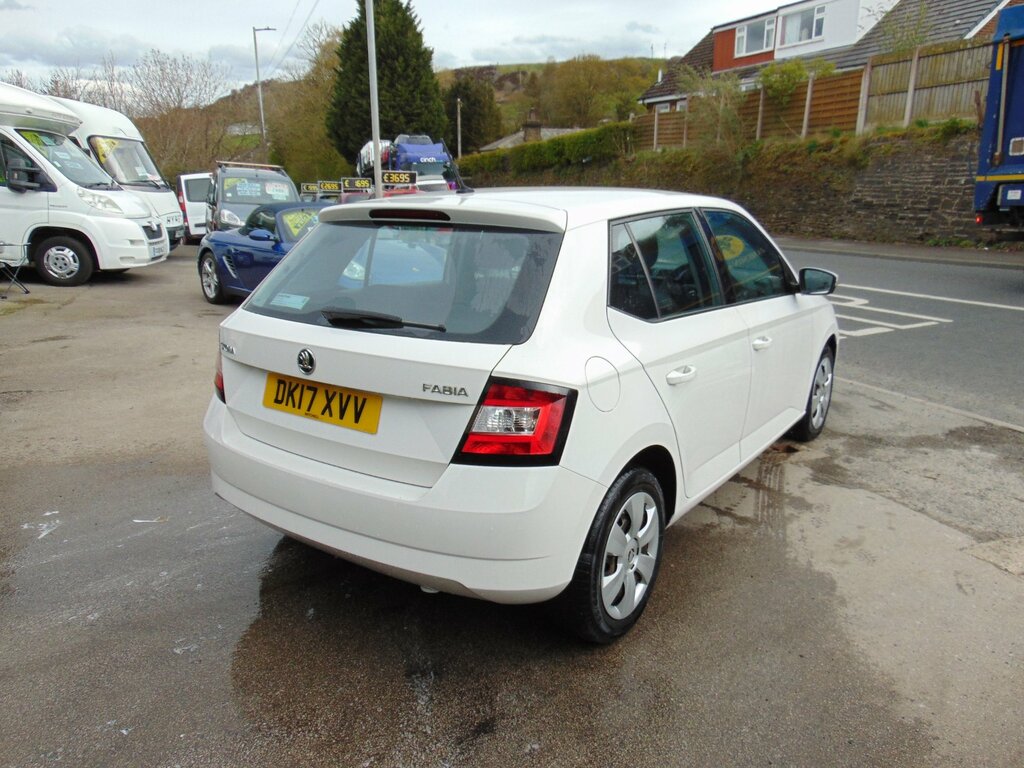 Skoda Fabia 1.0 S Hatchback Euro 6 Ss 60 DK17XVV White #4