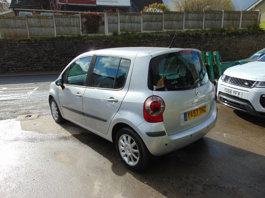 Renault Modus Hatchback 1.6 Vvt Dynamique 200808 Silver #2
