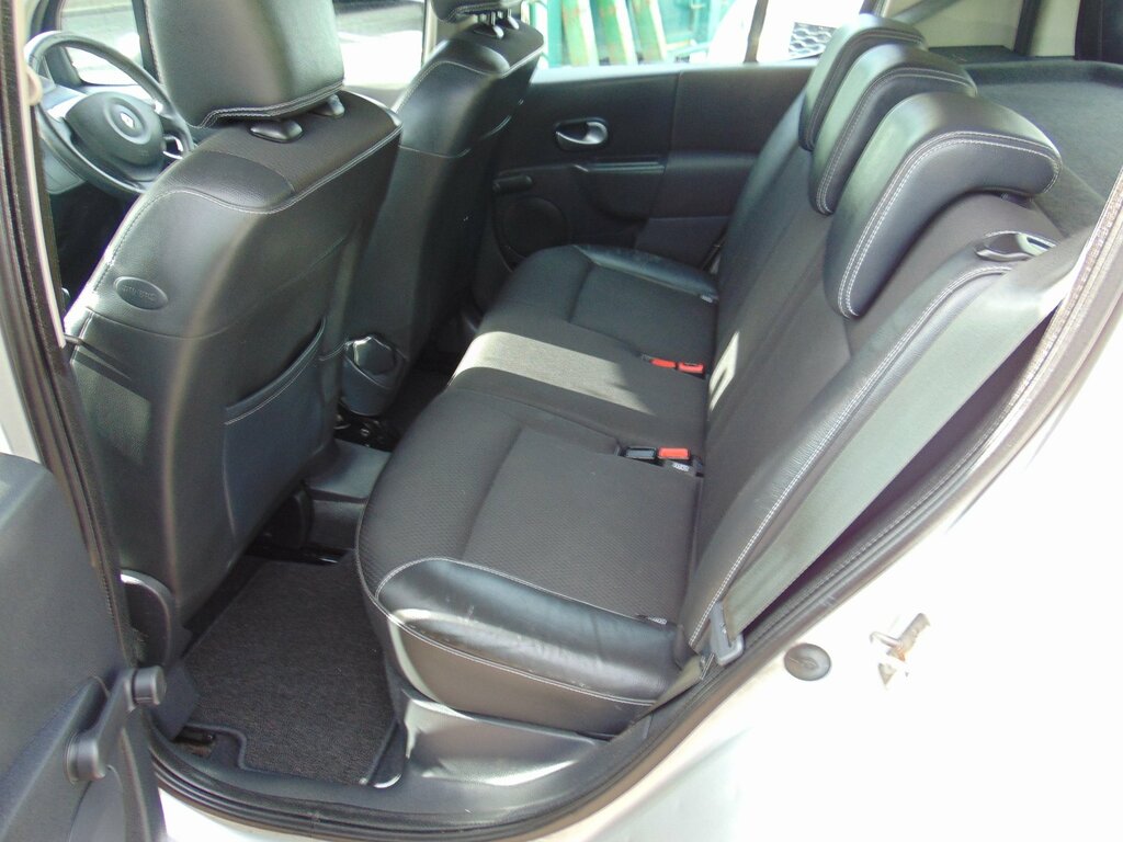 Renault Modus Hatchback 1.6 Vvt Dynamique 200808 Silver #5