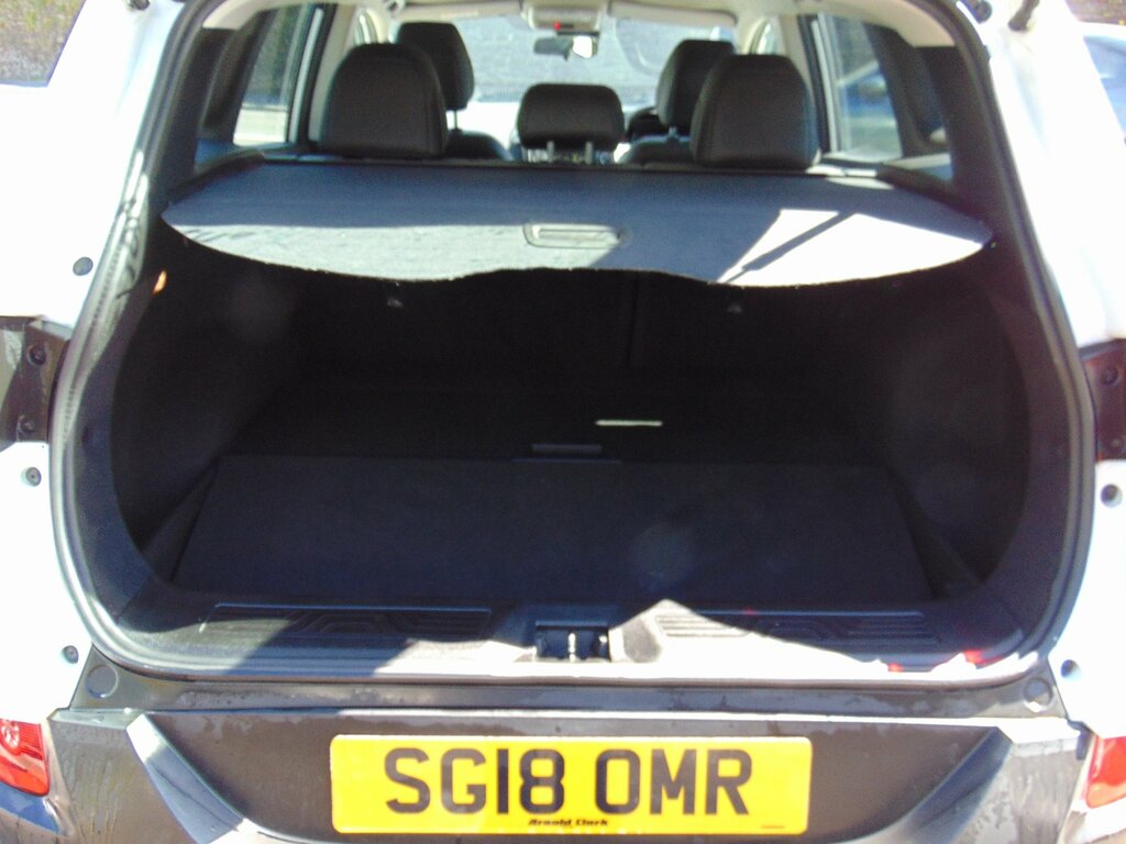 Renault Kadjar 1.2 Tce Dynamique S Nav Suv Euro SG18OMR White #5