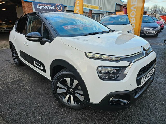 Citroen C3 2024 1.2 Puretech Plus Hatchback White